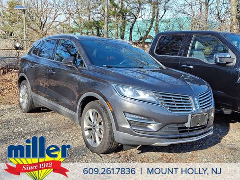 Used 2017 Lincoln MKC Select w/ Select Plus Package image 1