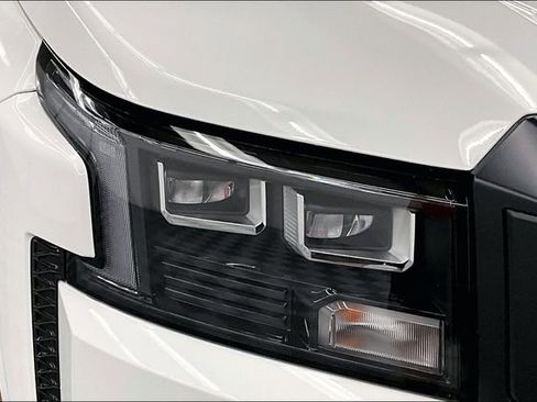 New 2026 Nissan Frontier S RWD image 14