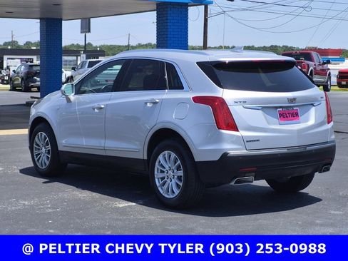 Used 2018 Cadillac XT5 Luxury w/ Driver Awareness Package FWD image 4