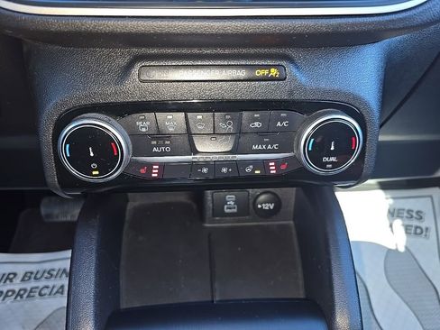 Used 2022 Ford Escape SEL w/ Class II Trailer Tow Package image 11