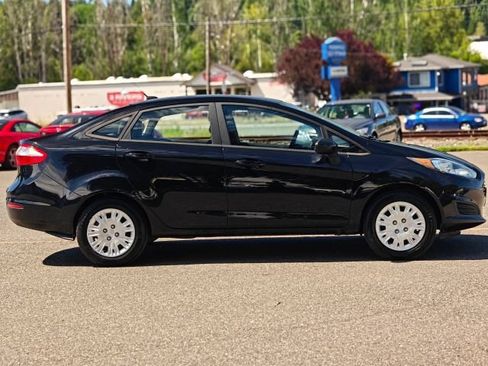 Used 2016 Ford Fiesta S FWD image 9
