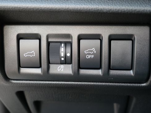 Certified 2025 Subaru Outback Onyx Edition AWD/4WD image 26