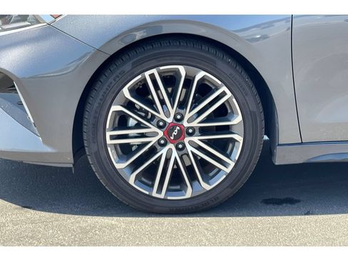 Used 2022 Kia Forte GT FWD image 11