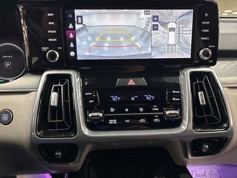 Used 2023 Kia Sorento SX Prestige image 22