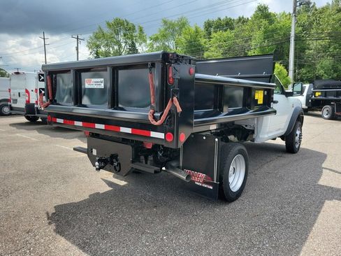 New 2024 RAM 5500 Tradesman RWD image 7