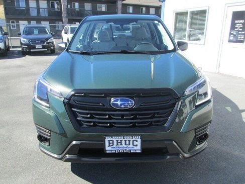 Used 2023 Subaru Forester AWD/4WD image 2