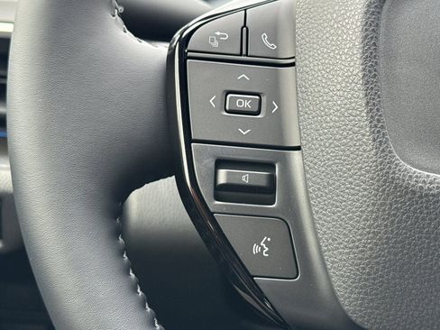 New 2026 Toyota Prius Plug-In Hybrid FWD image 27