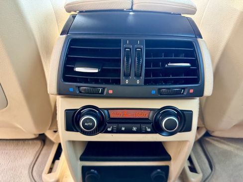 Used 2013 BMW X5 xDrive50i AWD/4WD image 18