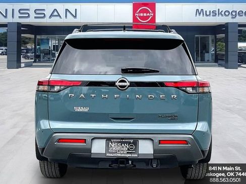 New 2026 Nissan Pathfinder Platinum w/ Cargo Package image 4