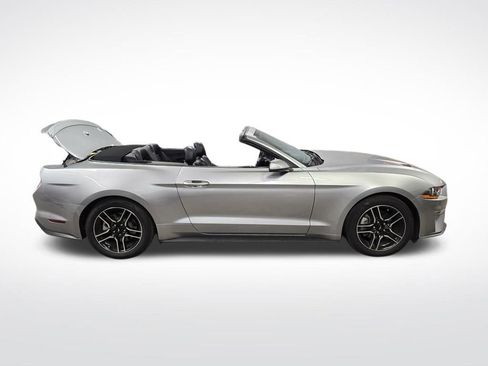 Used 2020 Ford Mustang Premium image 9