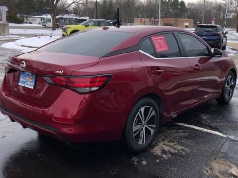 Certified 2023 Nissan Sentra SV image 8
