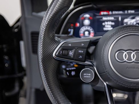 Used 2021 Audi R8 V10 w/ Premium Package image 36