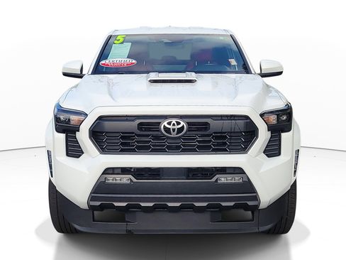 Certified 2025 Toyota Tacoma TRD Sport RWD image 2