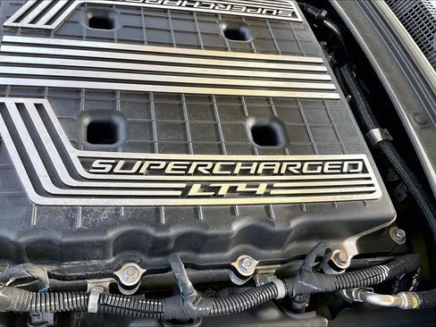 Used 2018 Chevrolet Camaro ZL1 RWD image 34