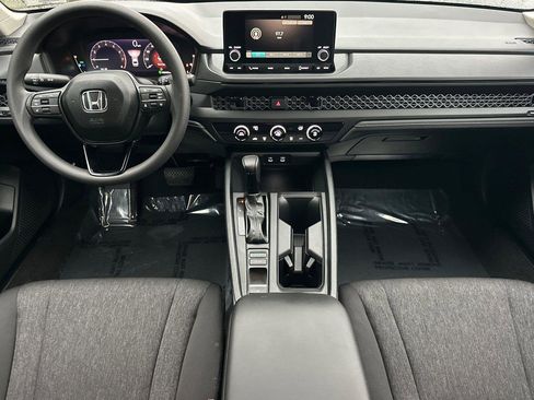Certified 2025 Honda Accord LX image 9