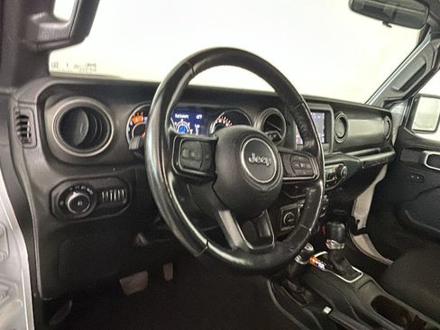 Used 2022 Jeep Wrangler Unlimited Sport AWD/4WD image 16
