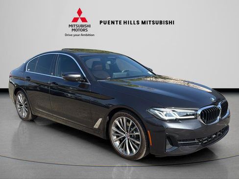 Used 2022 BMW 530i RWD image 3