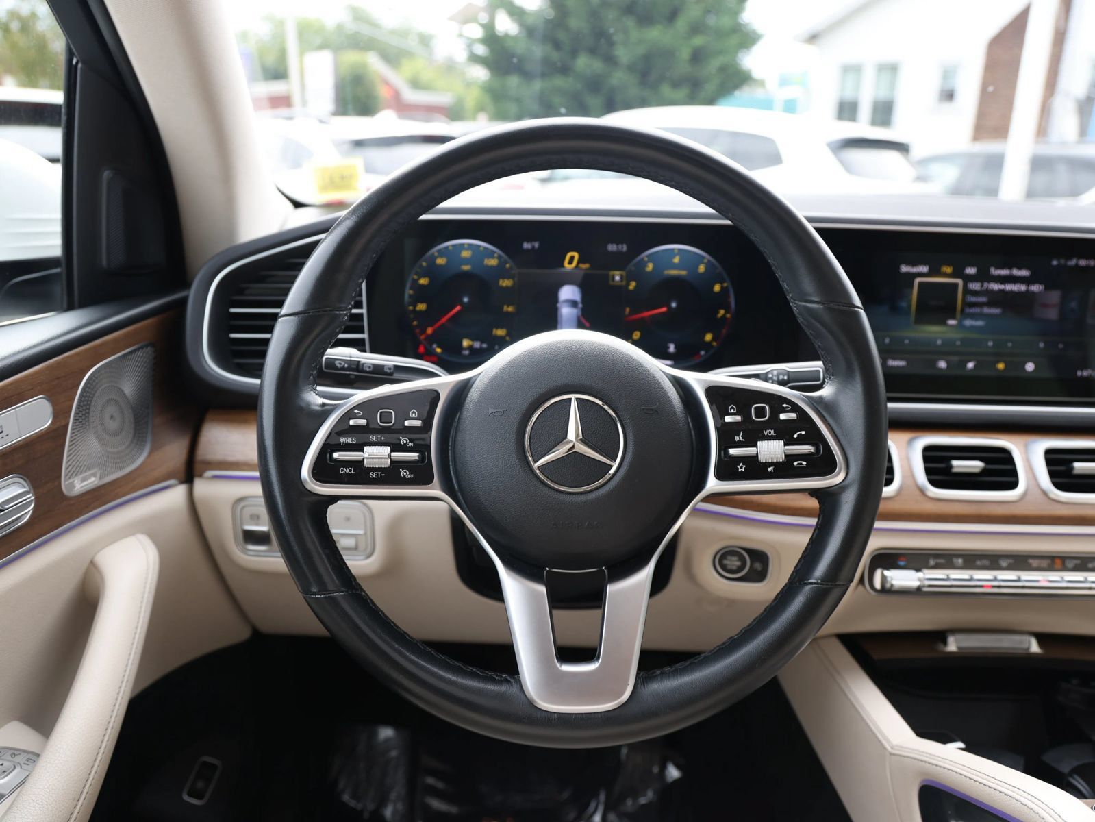 Used 2022 Mercedes-Benz GLE 350 4MATIC w/ AMG Line Exterior image 14