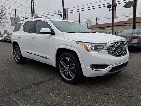 Used 2019 GMC Acadia Denali w/ LPO, Floor Liner Package AWD/4WD image 7