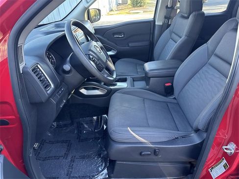 Used 2023 Nissan Frontier SV w/ Tow Package image 15