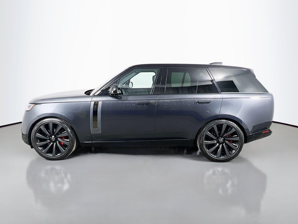 Used 2023 Land Rover Range Rover SV AWD/4WD image 8