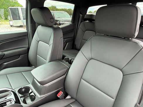New 2026 Chevrolet Colorado Trail Boss AWD/4WD image 14