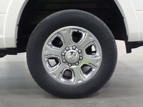 Used 2019 RAM 2500 Limited image 42