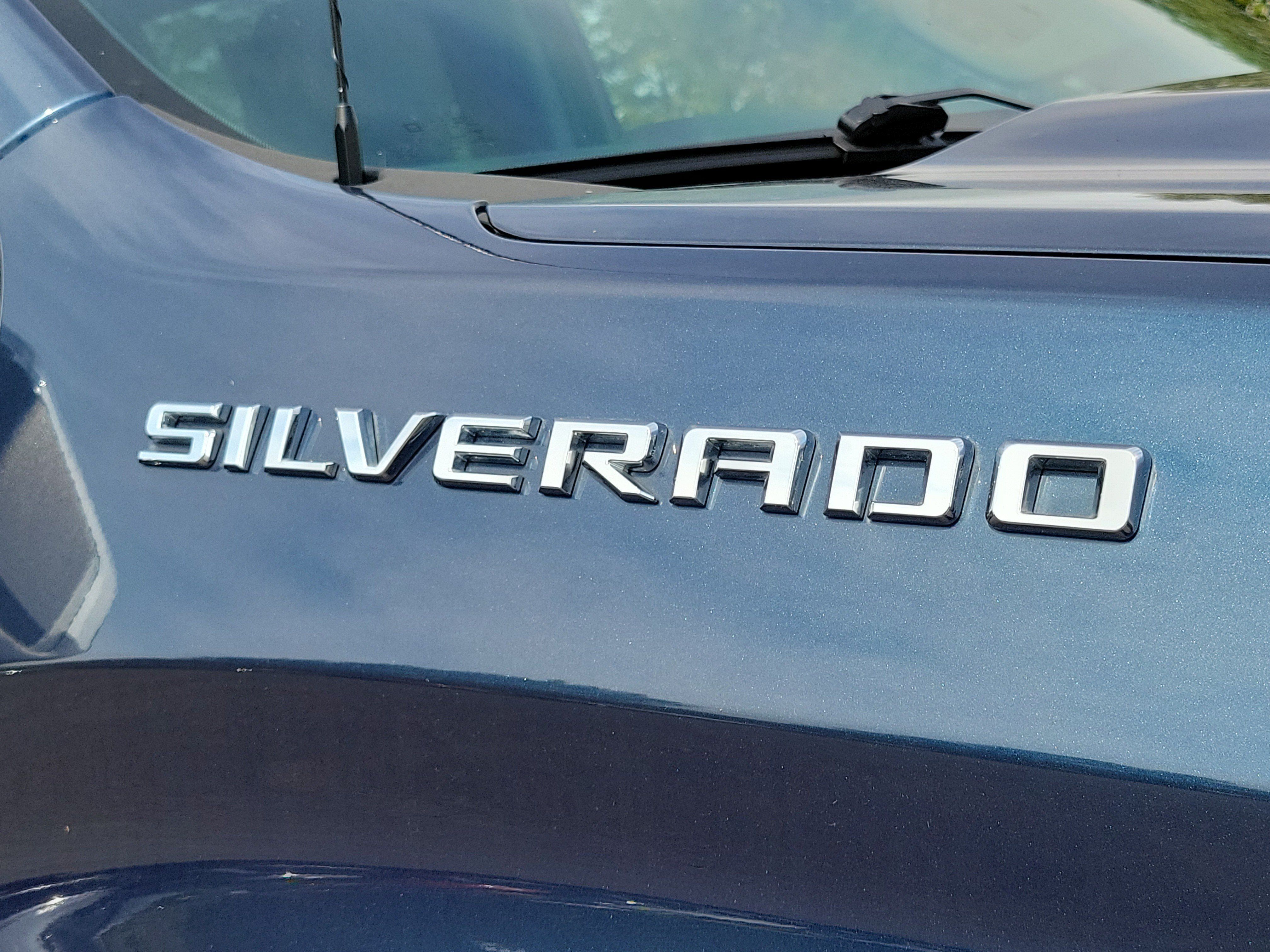 Used 2020 Chevrolet Silverado 1500 LTZ w/ LTZ Plus Package AWD/4WD image 6