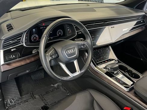 Used 2019 Audi Q8 Prestige AWD/4WD image 24