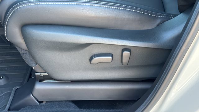 Certified 2026 Subaru Ascent Premium AWD/4WD image 19