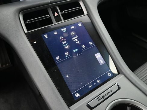 Certified 2025 Porsche Taycan 4S AWD/4WD image 23