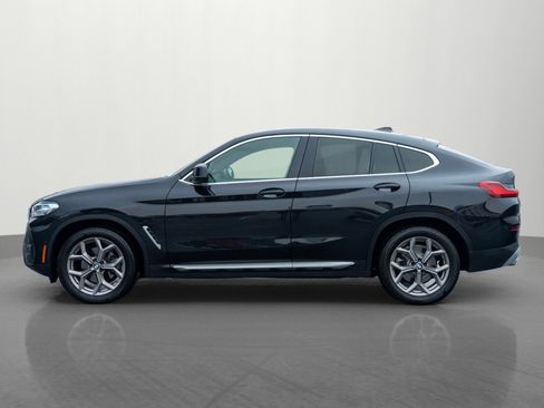 Used 2022 BMW X4 xDrive30i image 4