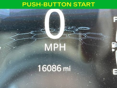 Used 2023 Jeep Compass Latitude AWD/4WD image 19