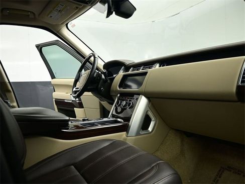 Used 2017 Land Rover Range Rover Supercharged image 34