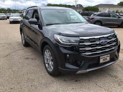 New 2026 Ford Explorer Active w/ Active Comfort Package AWD/4WD image 7