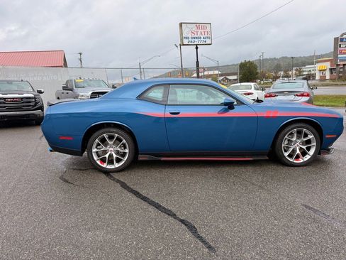 Used 2023 Dodge Challenger SXT w/ Plus Package image 7