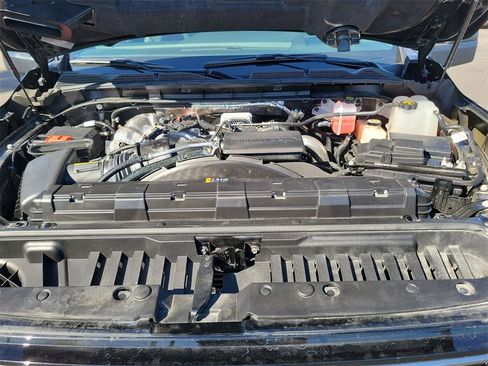 Used 2025 GMC Sierra 2500 AT4 w/ AT4 Premium Plus Package image 31