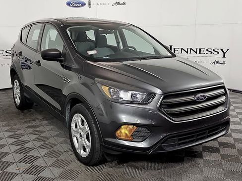 Certified 2018 Ford Escape S image 4