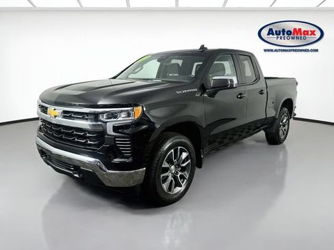 Used 2023 Chevrolet Silverado 1500 LT AWD/4WD image 4