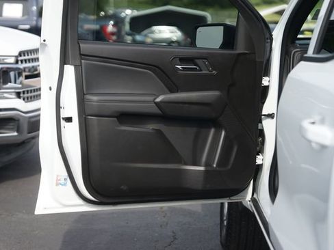 Used 2025 Chevrolet Colorado LT w/ Advanced Trailering Package RWD image 30