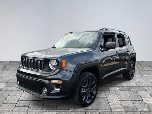 Used 2021 Jeep Renegade Latitude w/ Convenience Group AWD/4WD image 3