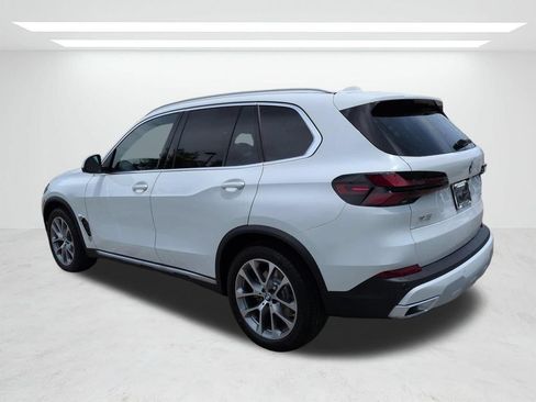 New 2026 BMW X5 xDrive40i w/ Premium Package AWD/4WD image 6