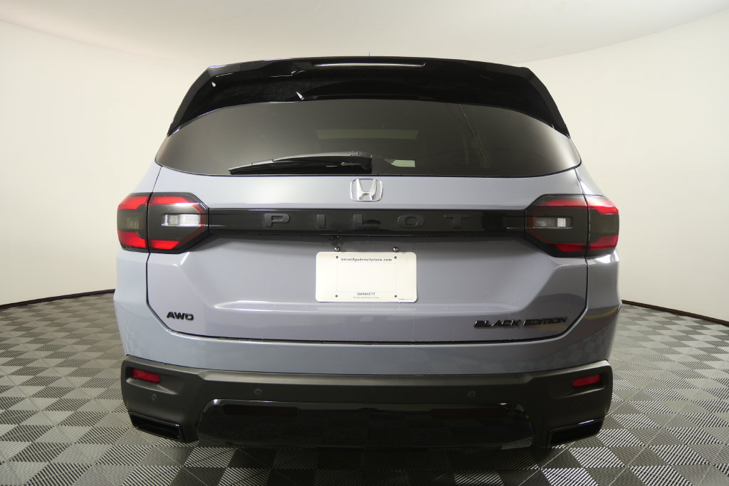 Used 2026 Honda Pilot Black Edition image 5