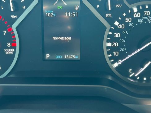 Used 2025 Toyota Tundra SR5 w/ SR5 Premium Package RWD image 34