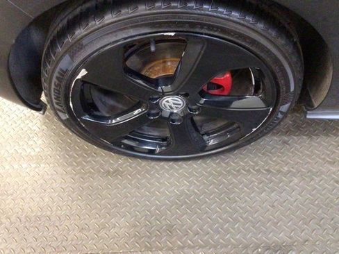 Used 2017 Volkswagen GTI S image 28