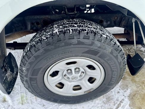 Used 2016 Nissan Frontier S image 8