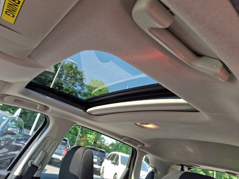 Used 2016 Honda Fit EX image 13