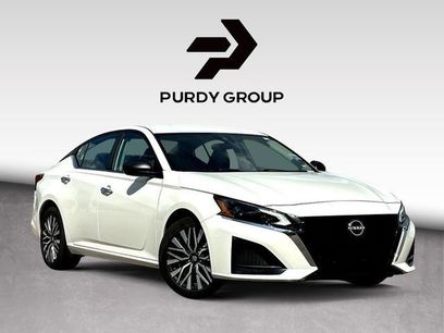 Used 2025 Nissan Altima 2.5 SV
