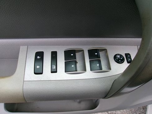 Used 2009 Chevrolet Silverado 2500 W/T AWD/4WD image 18