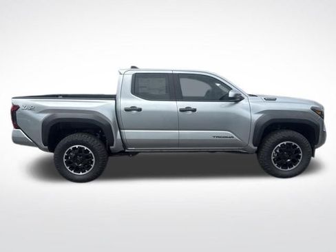 New 2026 Toyota Tacoma TRD Off-Road AWD/4WD image 6